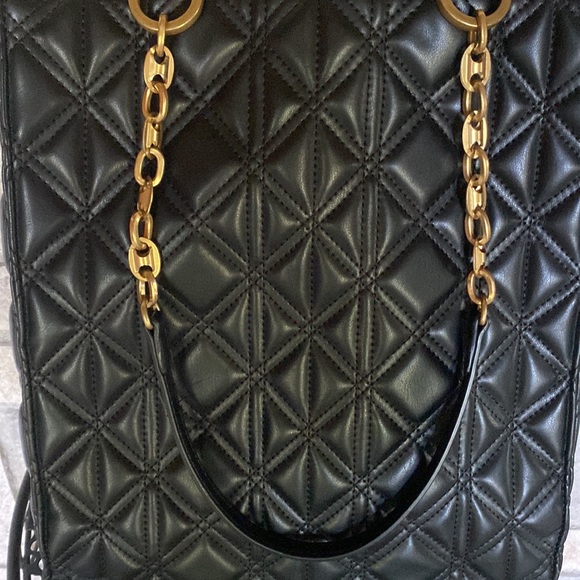 Zara purse. Black faux leather. Excellent condition. Used 2-3 times. - Picture 2 of 10
